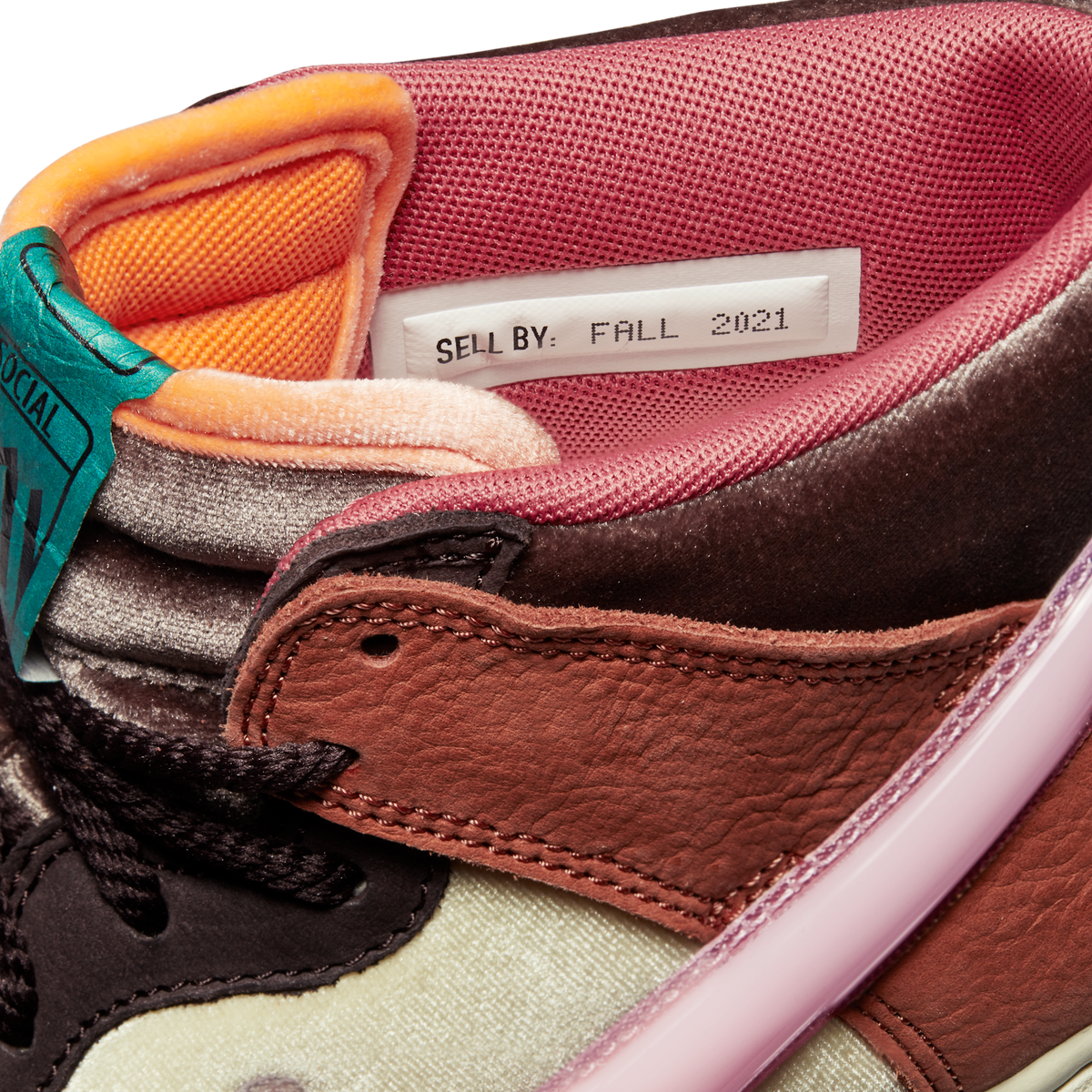 Nike Dunk Mid Social Status Free Lunch Chocolate Milk