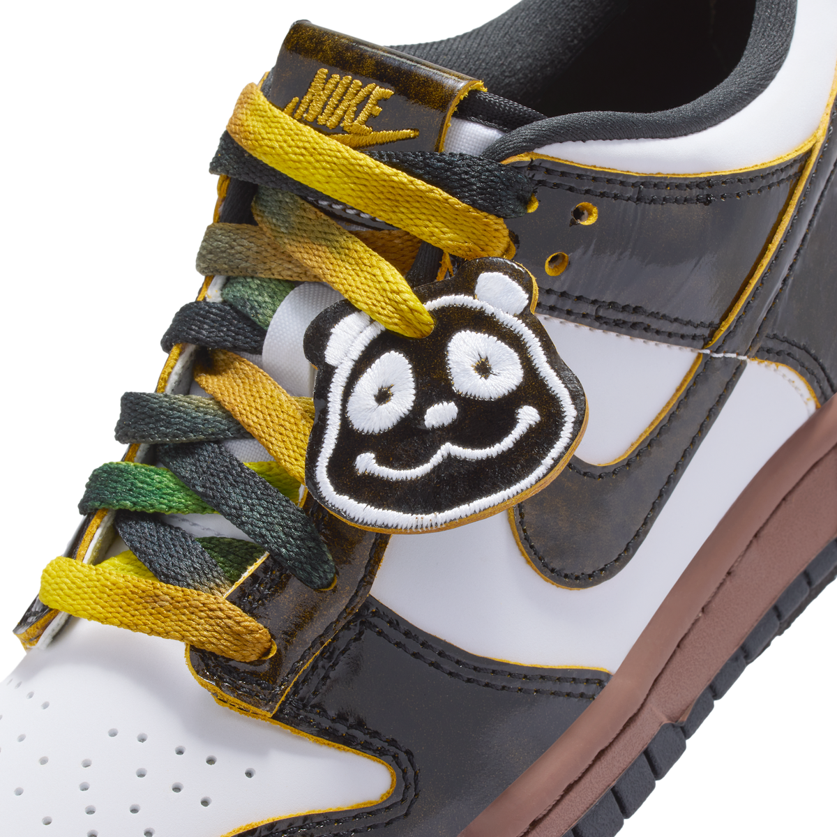 Nike Dunk Low SE Panda-Monium White Black Fauna Brown (GS)
