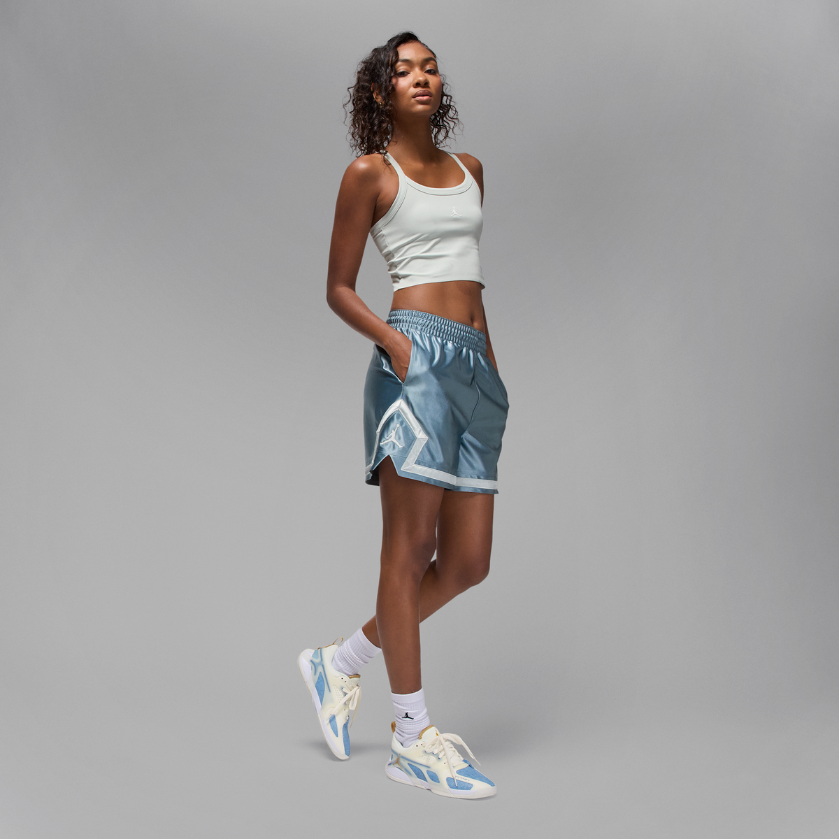 Jordan Heir Denim Gold (Women's)