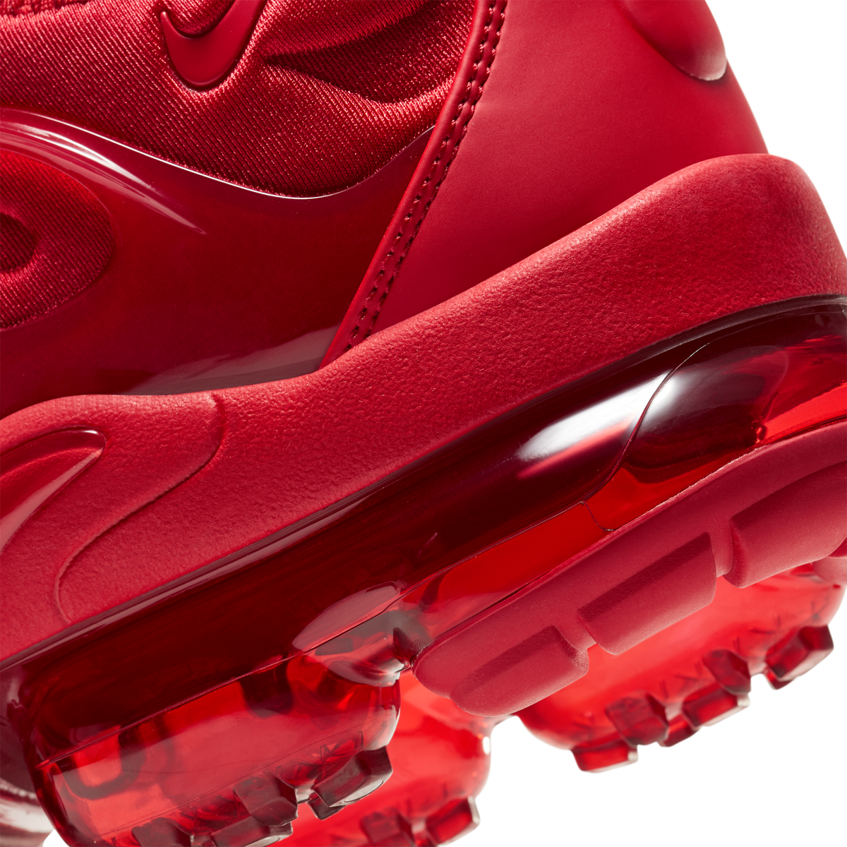 Nike Air VaporMax Plus Triple Red | CW6973-600
