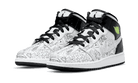 Air Jordan 1 Mid SE DIY