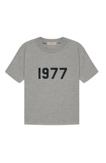 Fear Of God Essentials SS22 1977 T-shirt Dark Oatmeal – vista 1