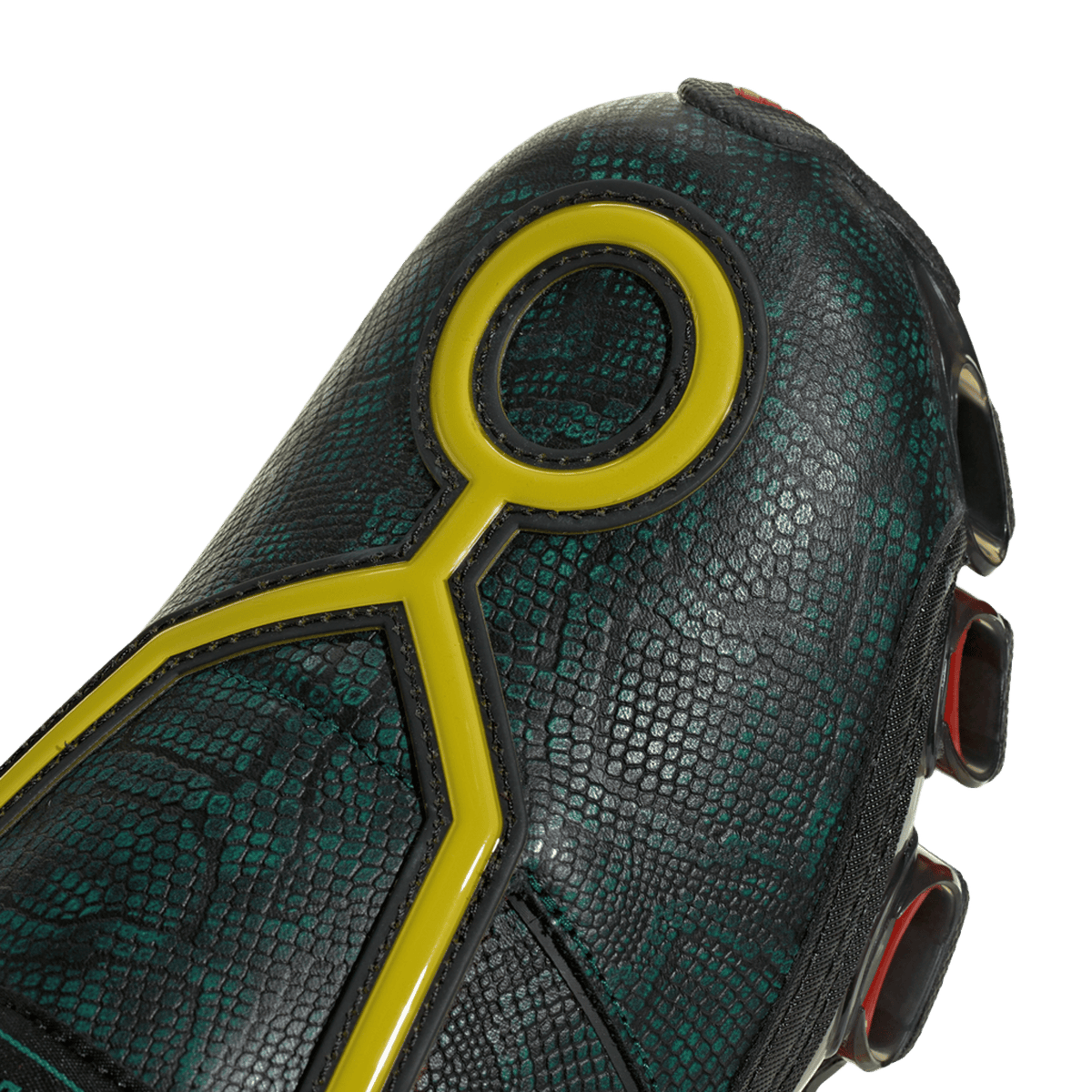 adidas F50 Tunit Megaride Pokémon Rayquaza