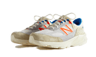 New Balance 990 V6 MiUSA Ronnie Fieg Madison Square Garden Sandrift